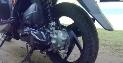 Ulasan lengkap rekomendasi merek dan ukuran shock terbaik untuk Honda BeAT mulai dari 300 mm hingga 330 mm. (Sumber: Planet Ban)