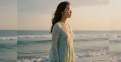 5 prompt Gemini AI dengan berbagai gaya, dari vintage hingga modern, untuk foto di pantai. (Sumber: Gemini AI)