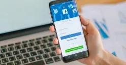 Simak cara mengembalikan akun FB yang kena hack. (Sumber: Freepik)