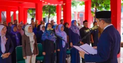 Wali Kota Bogor melantik 49 guru tingkat SD dan SMP usai rotasi di lingkungan Pemkot Bogor. (Sumber: Pemkot Bogor)