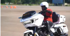 Korlantas Polri menambah dua motor besar terbaru, Harley-Davidson Road Glide Police dan BMW R 1300 GS. (Sumber: YouTube/NTMC Polri)