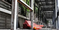 Kondisi halte BNN 1, Cawang, Jakarta Timur. (Sumber: POSKOTA | Foto: Bilal Nugraha Ginanjar)
