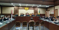 Djuyamto dihadirkan sebagai saksi atas kasus putusan onslag kasus migor di Pengadilan Tipikor Jakarta Pusat. (Sumber: POSKOTA | Foto: Ramot Sormin)