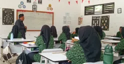 Para siswa SMAN 1 Cimarga, Kabupaten Lebak, kembali bersekolah, Rabu, 15 Oktober 2025. (Sumber: Dok. Guru)