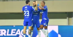 Potret pemain Persib Bandung saat bertanding melawan PSBS Biak pada Jumat, 17 Oktober 2025. (Sumber: Persib)
