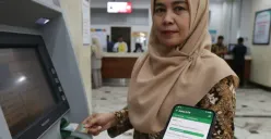 Ilustrasi pencairan tunjangan sertifikasi guru 2025. (Sumber: Poskota/Gemini AI)