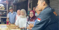 Satgas Pangan Kota Cimahi melakukan inspeksi mendadak di Pasar Tradisional Cimahi, Rabu, 21 Oktober 2025. (Sumber: Poskota/Gatot Poedji Utomo)