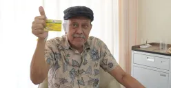 Victor Hutapea, 75 tahun, penerima manfaat program JKN. (Sumber: Dok. BPJS)