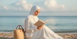 Hasil edit prompt Gemini AI terbaru cewek hijab baca buku di pantai yang terlihat natural. (Sumber: Freepik)