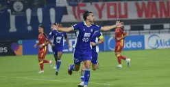 Selebrasi Andrew Jung setelah mencetak gol di laga Persib Bandung vs Selangor FC. (Sumber: persib.co.id)