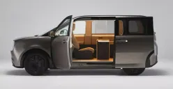 Sharp kini siap memasuki industri otomotif dengan memperkenalkan MPV listrik LDK+ hasil kolaborasi bersama Foxconn. (Sumber: Istimewa)