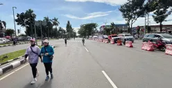 CFD di Jalan Tegar Beriman, Cibinong, Kabupaten Bogor, disambut antusias warga, Minggu, 26 Oktober 2025. (Sumber: Poskota/Giffar Rivana)