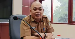 Sekretaris Disdik Kota Bekasi, Warsim Suryana. (Sumber: POSKOTA | Foto: Nurpini Aulia Rapika)