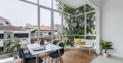 Bagian luar kost di Tanjung Duren. (Sumber: Dok. Cove)