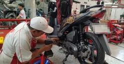 Dalam rangka Hari Sumpah Pemuda, WMS beri diskon 20 persen biaya servis untuk pengguna motor Honda. (Sumber: Dok WMS)