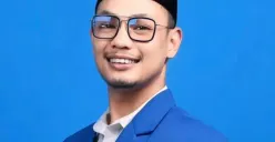 Anggota DPRD Kabupaten Langkat, M Rizki Rifai viral karena berjoget di atas kapal di Danau Toba. (Sumber: Instagram/@harry_bagaskara)