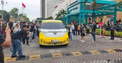 ID.Buzz tawarkan kemewahan khas VW di tengah dominasi merek China. (Sumber: Poskota/Erwan Hartawan)