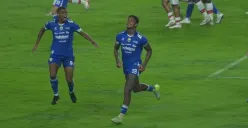 Ramon Tanque termotivasi untuk segera cetak gol untuk Persib Bandung. (Sumber: persib.co.id)