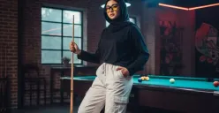 Contoh prompt gemini AI foto main billiard. (Sumber: Istimewa)