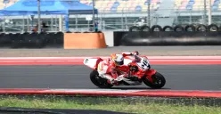 Pebalap Indonesia Herjun Atna Firdaus saat berlaga di Mandalika Racing Series (MRS). (Sumber: Dok. Honda)