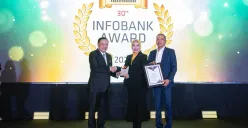 bjb kembali menorehkan dua penghargaan bergengsi sekaligus dalam ajang 30th Infobank Banking Appreciation 2025 di Hotel Indonesia Kempinski, Jakarta, Jumat, 29 Agustus 2025. (Sumber: Dok. bank bjb)