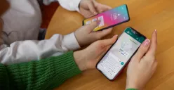 Ilustrasi menggandakan aplikasi di HP Xiaomi. (Sumber: Freepik)