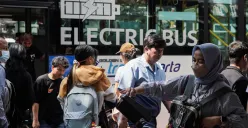 Tarif Rp1 Transjakarta, MRT, dan LRT masih berlaku. (Sumber: Poskota/Bilal Nugraha Ginanjar)