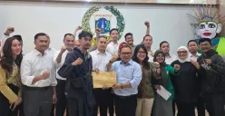 Pimpinan DPRD Jakarta dan perwakilan fraksi menerima mahasiswa di Gedung DPRD Jakarta, Kebon Sirih, Jakarta Pusat, Kamis, 4 September 2025. (Sumber: Dok. DPRD Jakarta)