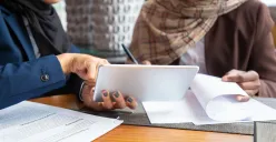Jenis investasi syariah yang wajib diketahui milenial muslim. (Sumber: Freepik/pch.vector)