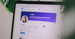 Tips dan Trik Agar Profil LinkedIn Menarik untuk Recruiter hingga HRD Perusahaan (Sumber: Unsplash/Swello)