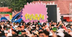 Puluhan musisi seperti Hindia, Feast, dan Bilal Indrajaya batal tampil di Pestapora 2025 memprotes sponsor Freeport. Ini respons mereka dan langkah festival. (Sumber: Instagram/@pestapora)