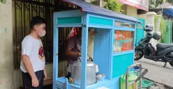 Salah satu bakso legendaris di Glodok, Jakarta Barat, Bakso Arul. (Sumber: Google Maps/KaGuna)