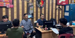 Tersangka Bani dan Sarika saat menjalani pemeriksaan di ruang Unit Reskrim Polsek Kragilan. (Sumber: Polsek Kragilan)
