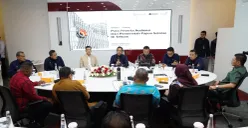 Wakil Direktur Utama Telkom Muhammad Awaluddin memberikan sambutan saat acara audiensi bersama Pemerintah Daerah dan berbagai Komunitas Papua Selatan. (Sumber: Corporate Communication PT Telkom Indonesia (Persero) Tbk)