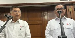 Ketua Umum PMI Jusuf Kalla dan Gubernur Jakarta Pramono Anung di Balai Kota Jakarta, Jakarta Pusat, Rabu, 10 September 2025. (Sumber: Poskota/Muhammad Tegar Jihad)