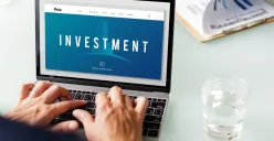 Rekomendasi investasi untuk para karyawan bergaji bulanan. (Sumber: Freepik)