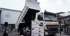 DCVI luncurkan Mercedes-Benz Axor 1626 C di Jakarta, truk baru yang difokuskan untuk proyek konstruksi dan tambang. (Sumber: Dok DCVI)