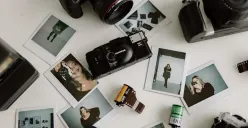 Tren foto polaroid Idol (Sumber: Pinterest/Darnisha Boone)