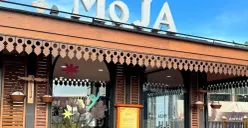 Moja Museum atau Museum of Jakarta yang terletak di Pintu Biru (zona 8), Stadion Utama Gelora Bung Karno, Jl. Gerbang Pemuda, RT.1/RW.3, Gelora, Jakarta Pusat. (Sumber: Instagram/@mojamuseum)