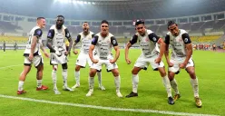 Potret pemain Persija Jakarta saat melakukan selebrasi. (Sumber: Persija)