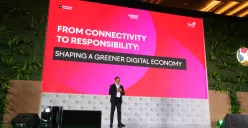 Wakil Direktur Utama Telkom Indonesia Muhammad Awaluddin menyampaikan paparan pada acara Katadata Sustainability Action for the Future Economy (SAFE) 2025, Kamis, 11 September 2025. (Sumber: Corporate Communication PT Telkom Indonesia (Persero) Tbk)