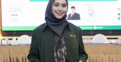 Oki Setiana Dewi menjadi dosen tetap di UMJ. (Sumber: Instagram/@okisetianadewi)