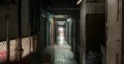 Kondisi lantai 1 Pasar Blok G Tanah Abang, Jakarta Pusat, pada Jumat, 19 September 2025. (Sumber: Poskota/Pandi Ramedhan)