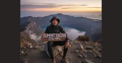 Tren Foto AI di Puncak Gunung, cek promtnya di sini