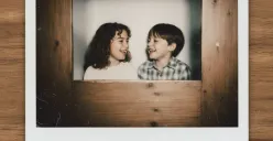 Cara bikin foto polaroid masa kecil di Gemini AI (Sumber: Gemini AI)