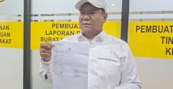 Ahmadi Madong, Anggota DPRD Kota Bekasi dari Fraksi PKB, resmi melaporkan Ketua Komisi III DPRD Kota Bekasi, Arif Rahman Hakim, terkait dugaan penganiayaan usai rapat pembahasan RAPBD 2026. (Sumber: Istimewa)