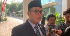 Ketua DPRD Kabupaten Bogor, Sastra Winara memastikan pihaknya tak ada yang menggunakan strobo dan sirine sesuai imbauan presiden. (Sumber: Poskota/Giffar Rivana)