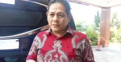 Ketua Komisi III DPRD Kota Bekasi, Arif Rahman Hakim, menyatakan akan melaporkan balik rekannya, Ahmadi Madong, ke Kejari Kota Bekasi terkait dugaan rembesan dana perjalanan dinas. (Sumber: Poskota/Nurpini Aulia Rapika)