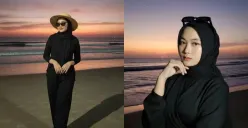 Ide prompt Gemini AI edit foto liburan di pantai. (Sumber: TikTok)