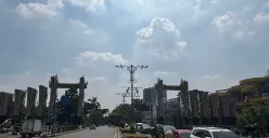 Revitalisasi Lawang Kori di Jalan Tegar Beriman, Cibinong, Kabupaten Bogor, rampung. (Sumber: Poskota/Giffar Rivana)